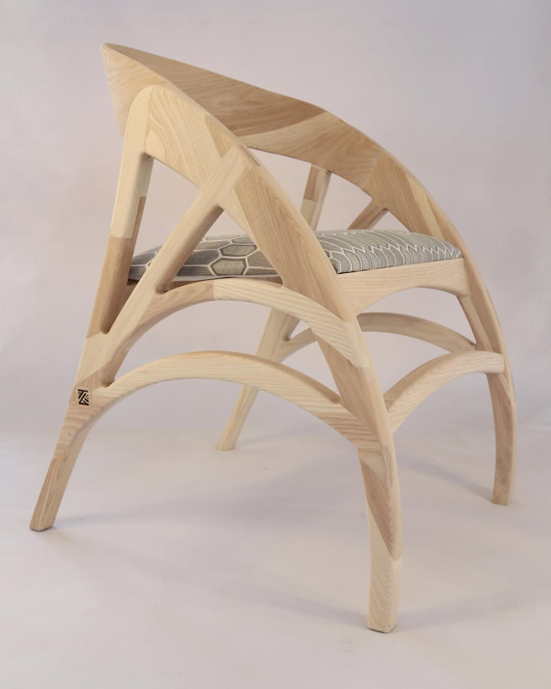 khwebz dining chair